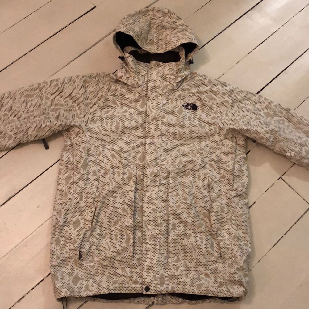 Men’s North Face Snowboard Jacket. Size Large.